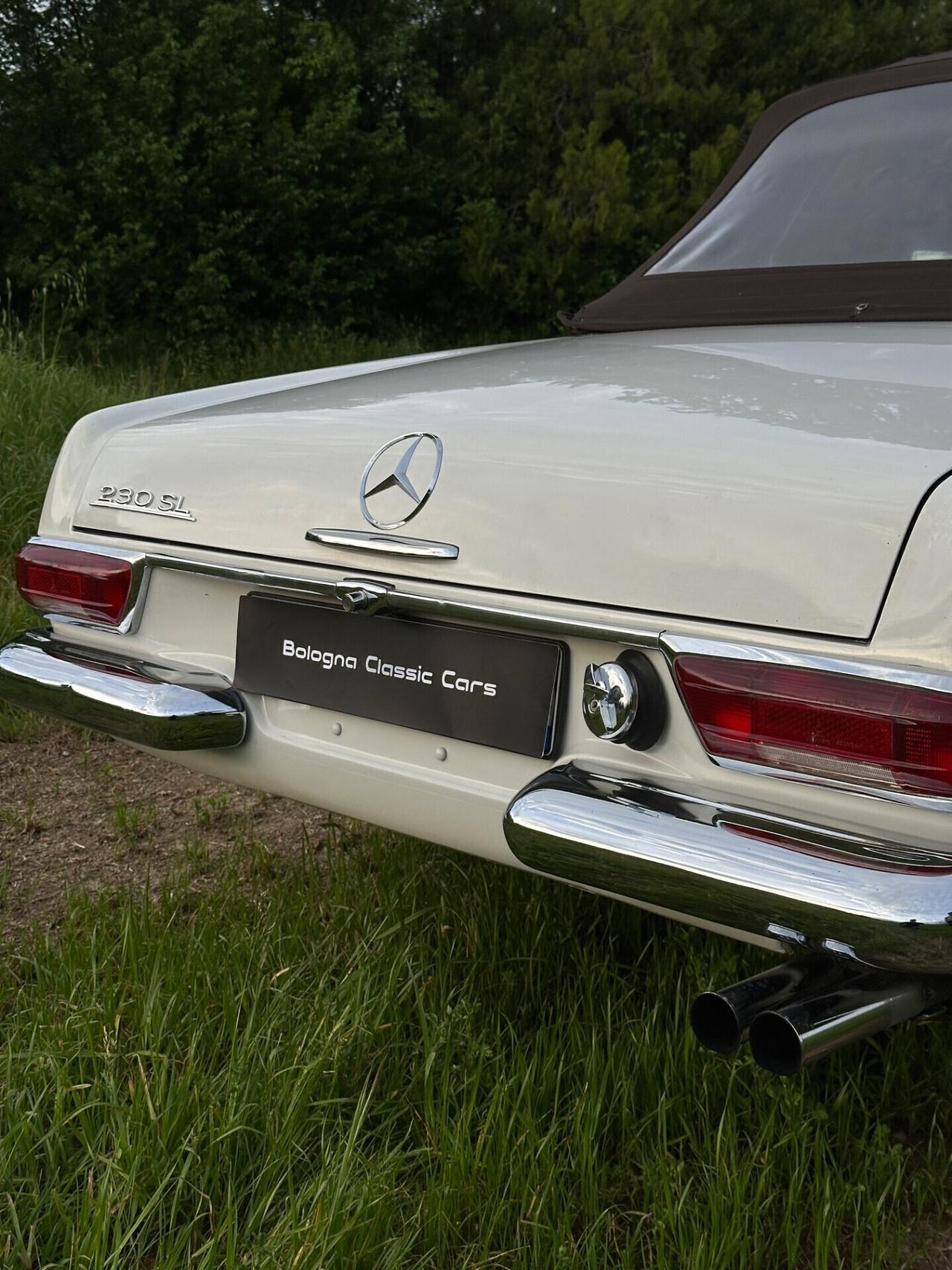 Mercedes-benz SL 230 “Pagoda”