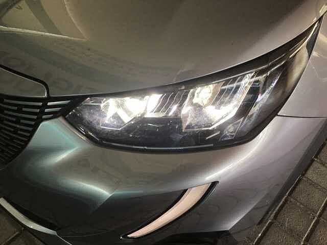 Peugeot 2008 Allure Pack motore elettrico 136 CV - Usata