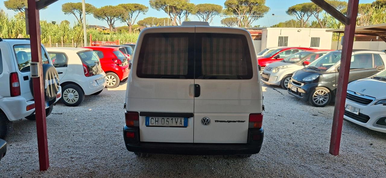 Volkswagen Transporter 2.4 D PC Syncro Furgone