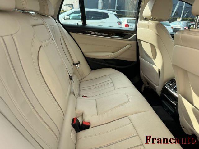 BMW 530 d xDrive Touring Luxury