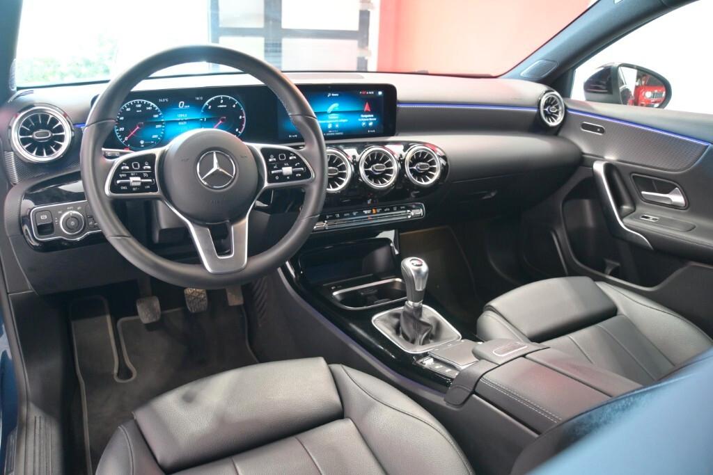 MERCEDES-BENZ A 180D 116CV 6M. SPORT ( FARI LED - AMBIENT LIGHTS - CRUISE - PELLE - NAVI PREMIUM - PARK ASSIST - TELECAMERA POST. - CERCHI 17 )