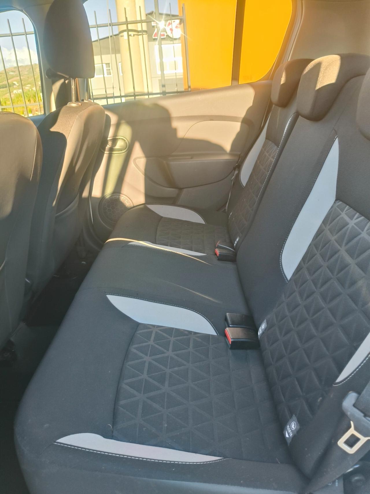 Dacia Sandero Stepway 1.5 dCi 8V 90CV Prestige