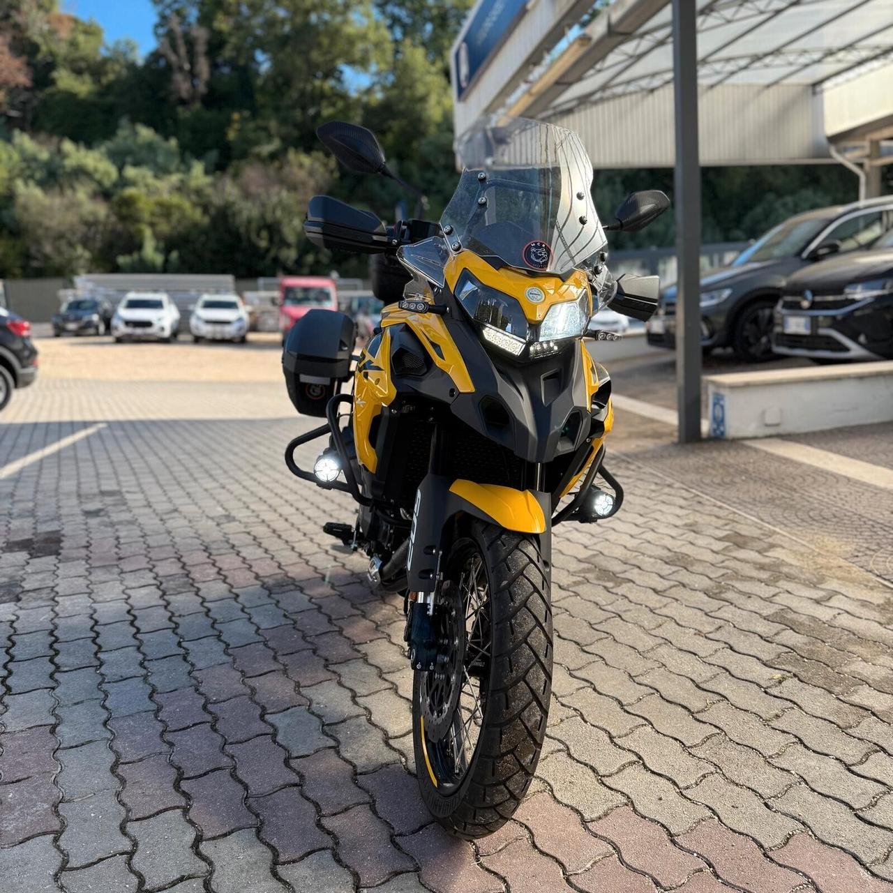 Benelli TRK 502 X