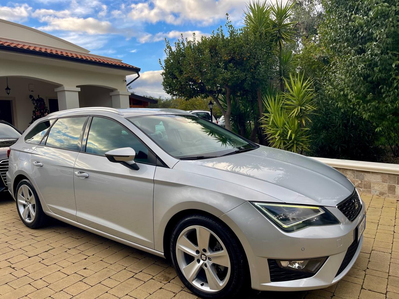 SEAT LEON 2.0 TD FR ST DSG 150CV FUL LED 88000KM