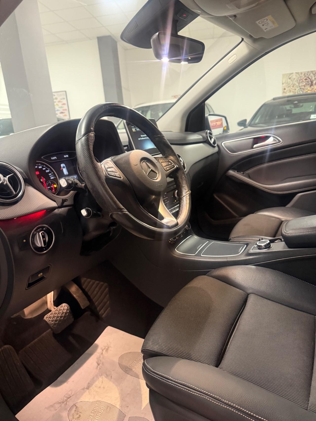 Mercedes-benz B 200 d Automatic 4Matic Premium