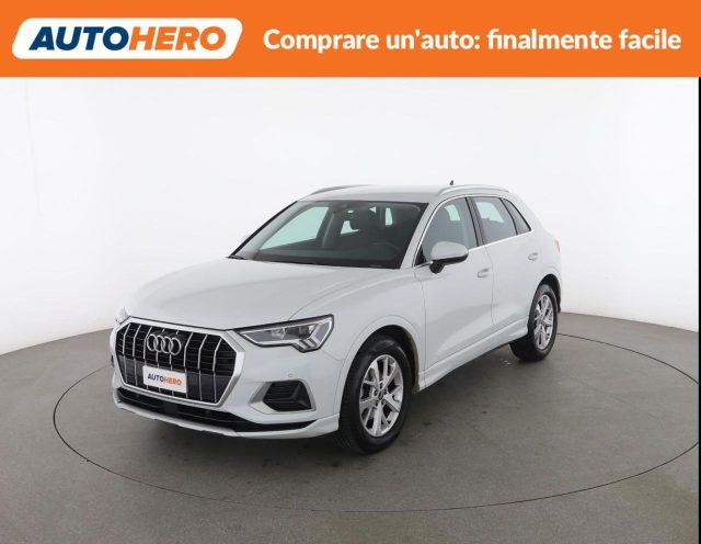 AUDI Q3 35 TFSI Business Advanced