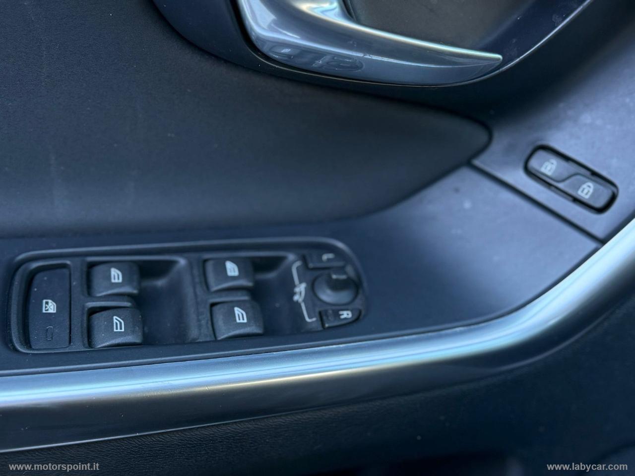 VOLVO XC60 D4 Geartronic Kinetic