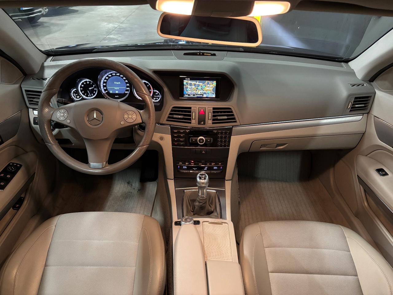 Mercedes-benz E 220 E 220 CDI Coupé Premium