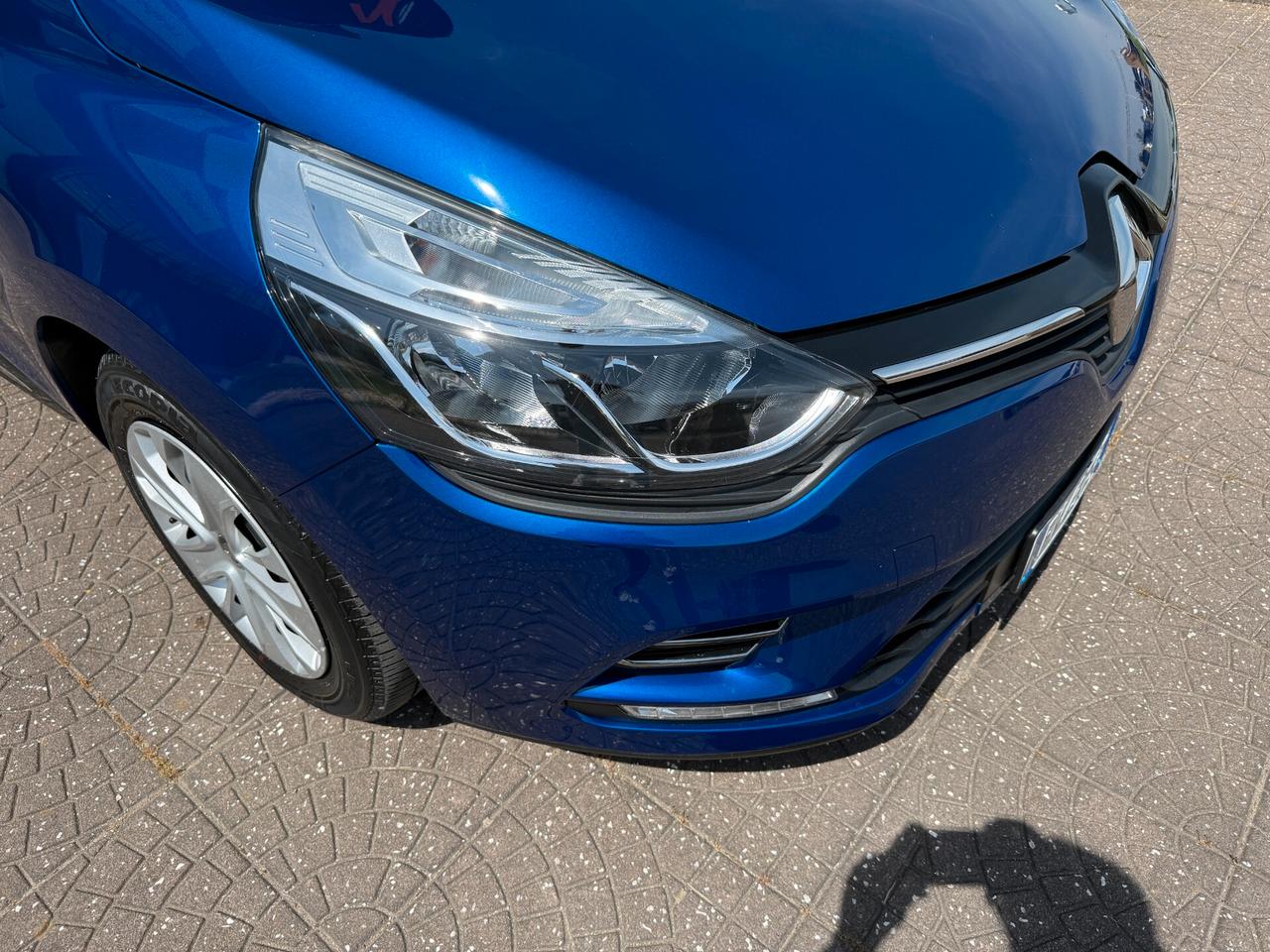 Renault Clio dCi 8V 75 CV 5 porte Moschino Intens