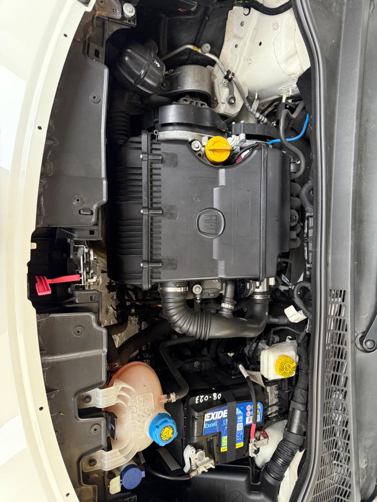 Fiat 500L 1.4 95 CV Cross