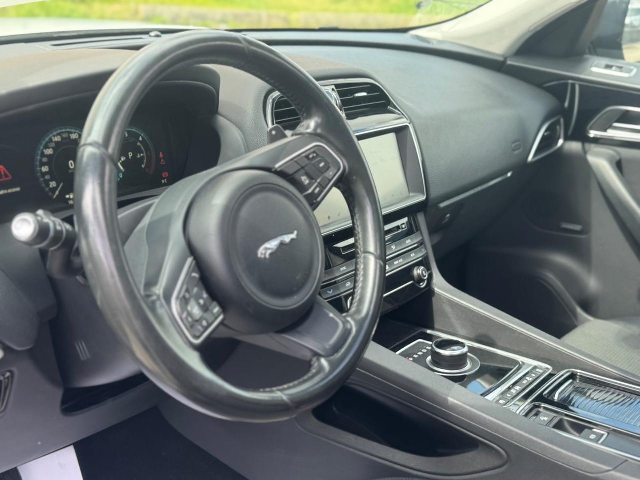 JAGUAR F-PACE 20D 180 CV PRESTIGE FULL TETTO VIRTUAL
