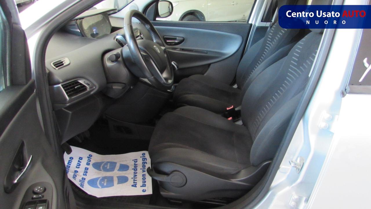 Lancia Ypsilon 1.2 69 CV Diva
