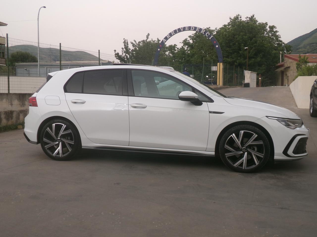 Volkswagen Golf 1.5 eTSI 150 CV EVO ACT DSG R-Line