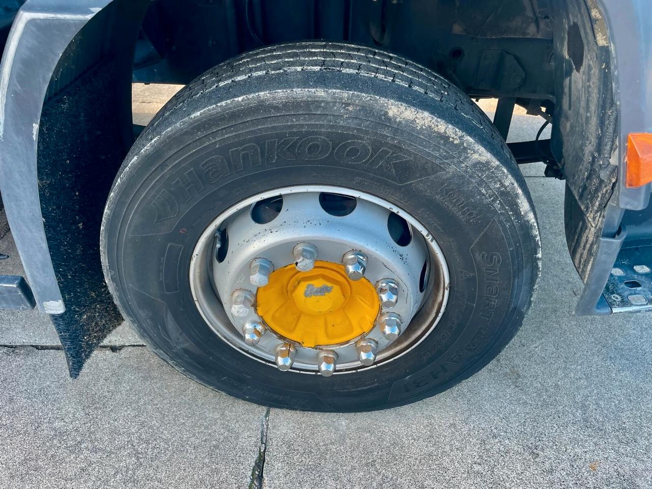 Volvo FL6-250 - CISTERNA TRASPORTO CARBURANTE CON POMPA CONTALITRI