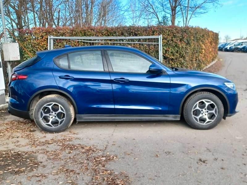 Alfa Romeo Stelvio 2.2 Turbodiesel 190 CV AT8 Q4 Business