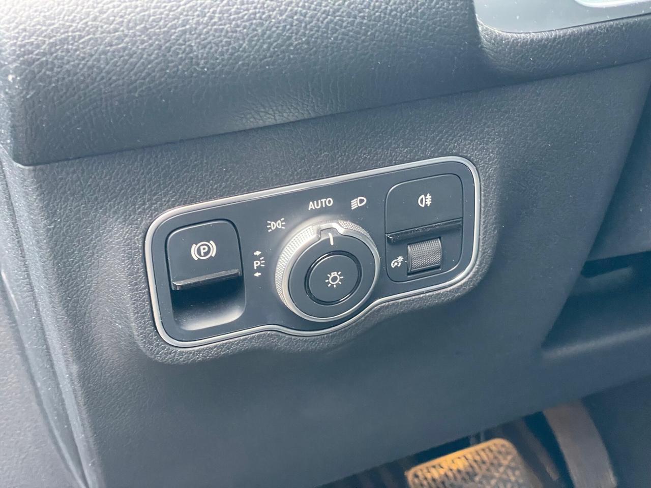 Mercedes-benz GLB 200 Sport Plus 4 anni di garanzia Mercedes