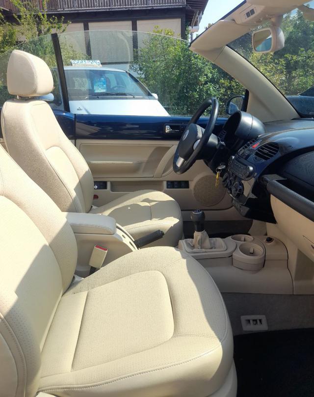 VOLKSWAGEN New Beetle 1.6 Cabrio