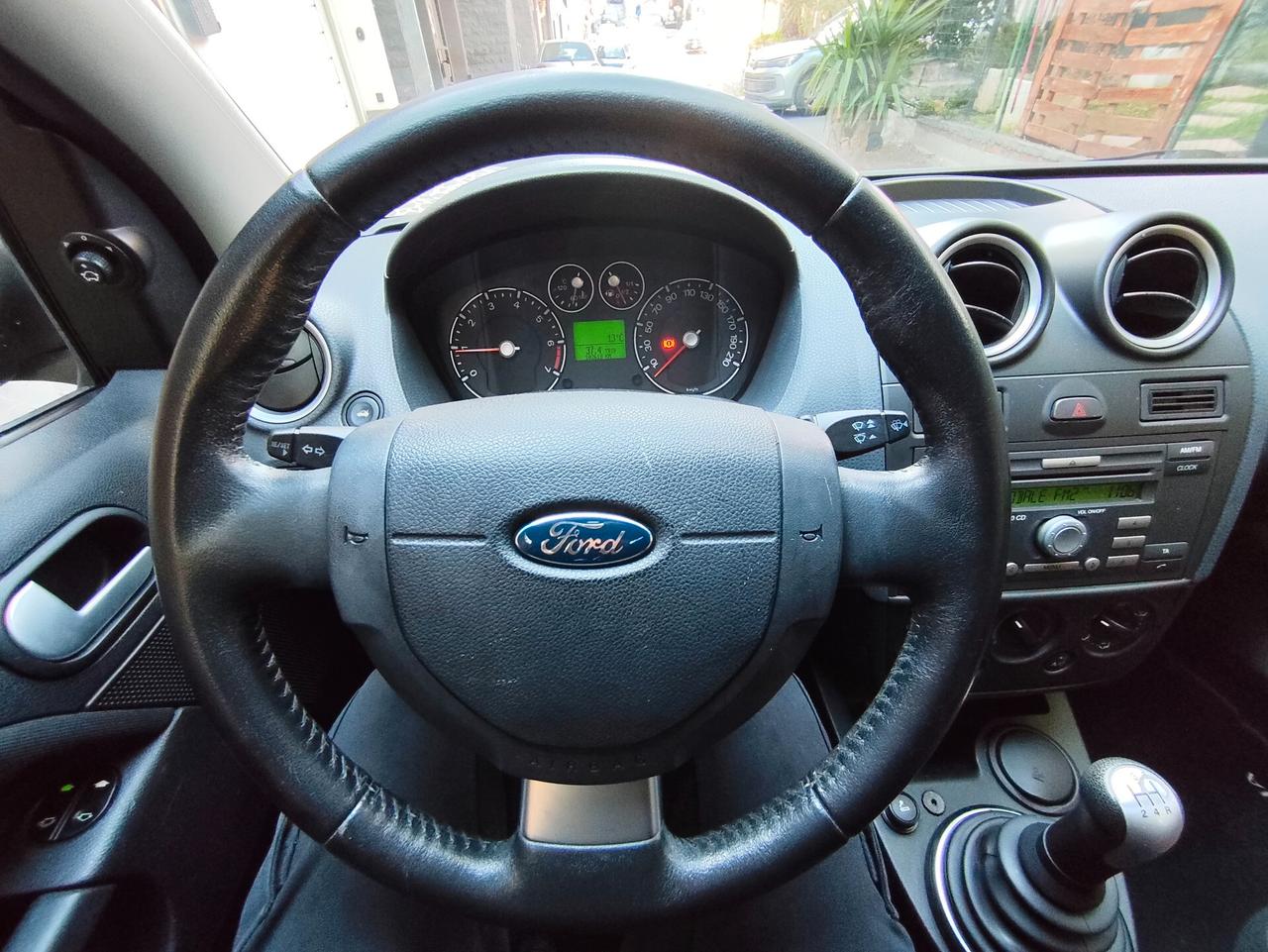 Ford Fiesta 1.2 3 porte 102.000 km