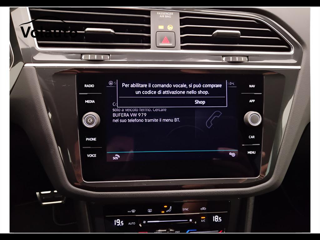 VOLKSWAGEN Tiguan II 2021 - Tiguan 1.5 tsi R-Line 150cv dsg