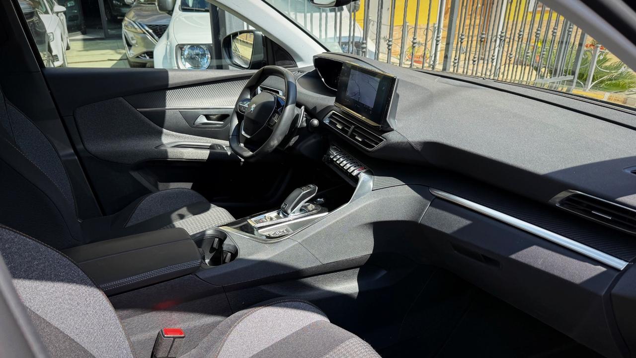 Peugeot 3008 1.5 HDI Eat8 Business - 2021