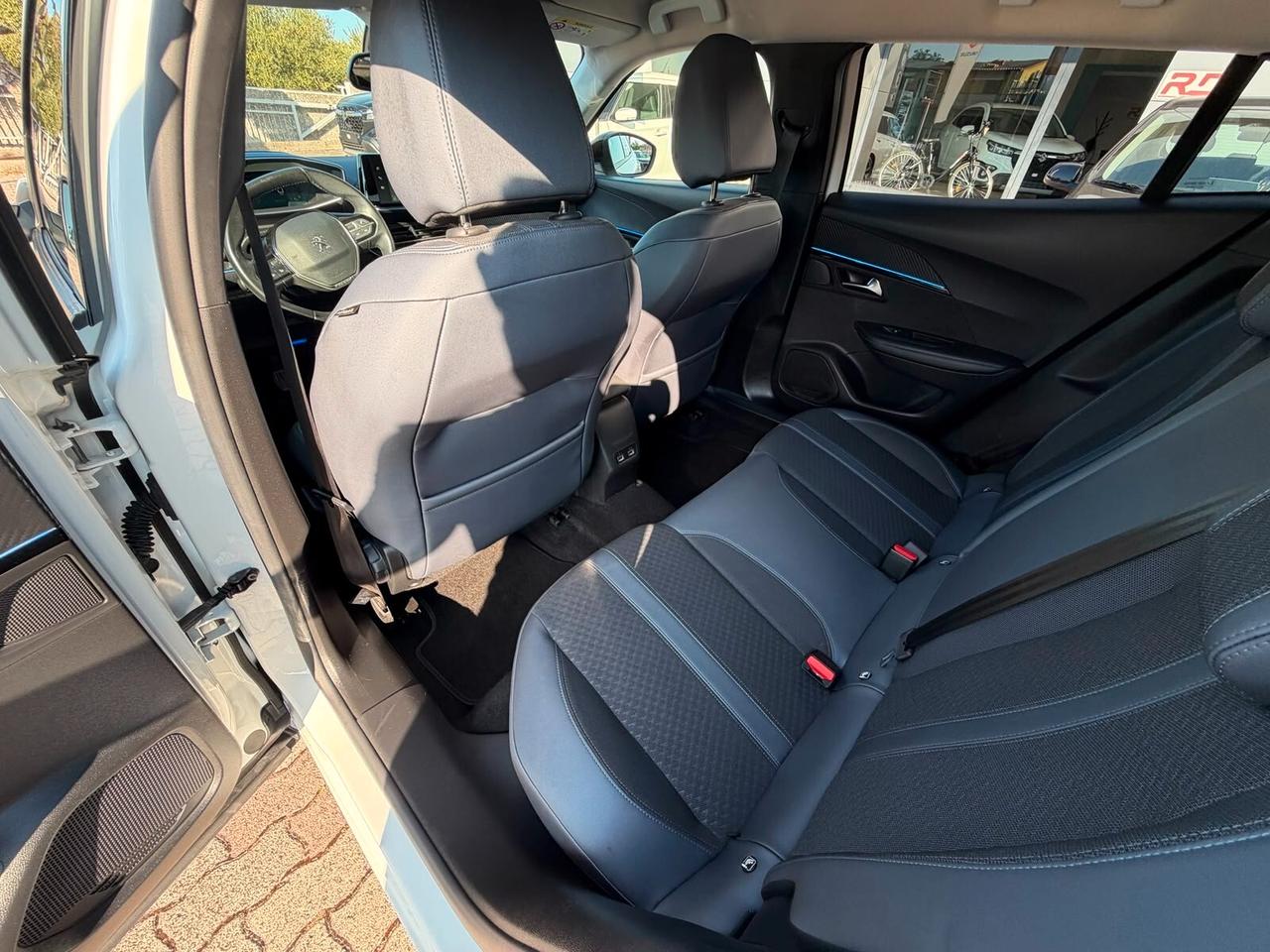 Peugeot 2008 PureTech 100 S&S Allure