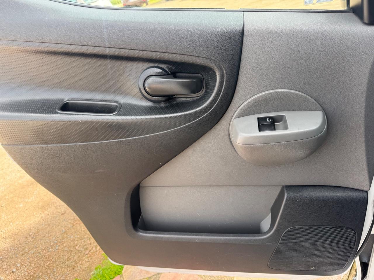 NISSAN NV 200 EVALIA 1.5dci KASTEN COMFORT