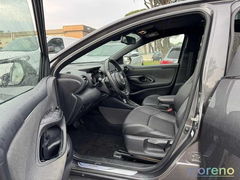 Toyota Yaris 1.5h Lounge