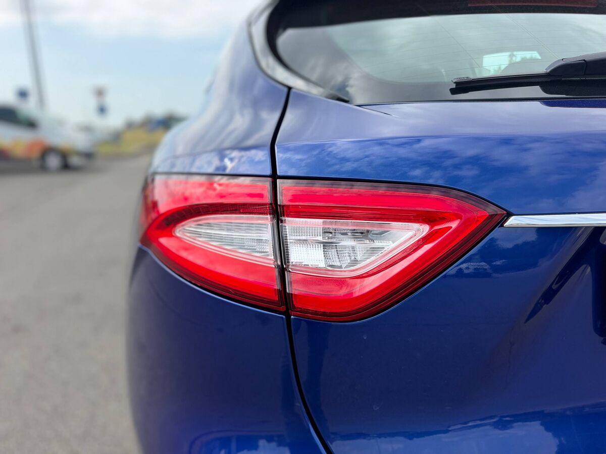 Maserati Levante 3.0 V6 275cv auto