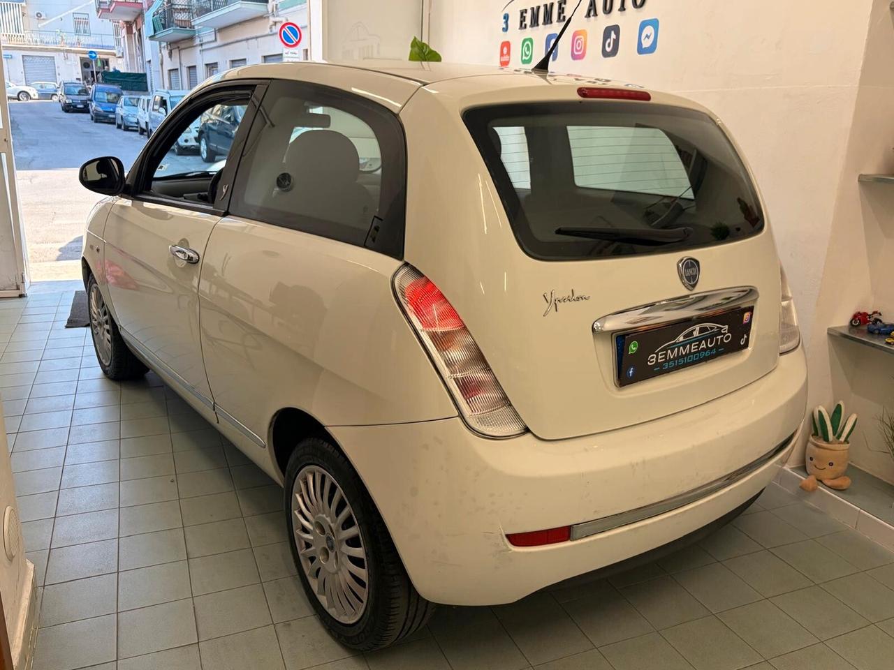 Lancia Ypsilon DIVA 1.2 EURO5 12 MESI DI GARANZIA