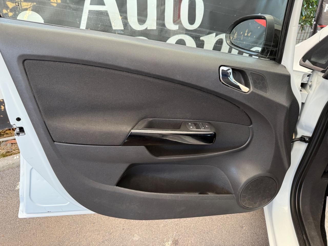 Opel Corsa 1.2 85CV 5 porte GPL-TECH Edition