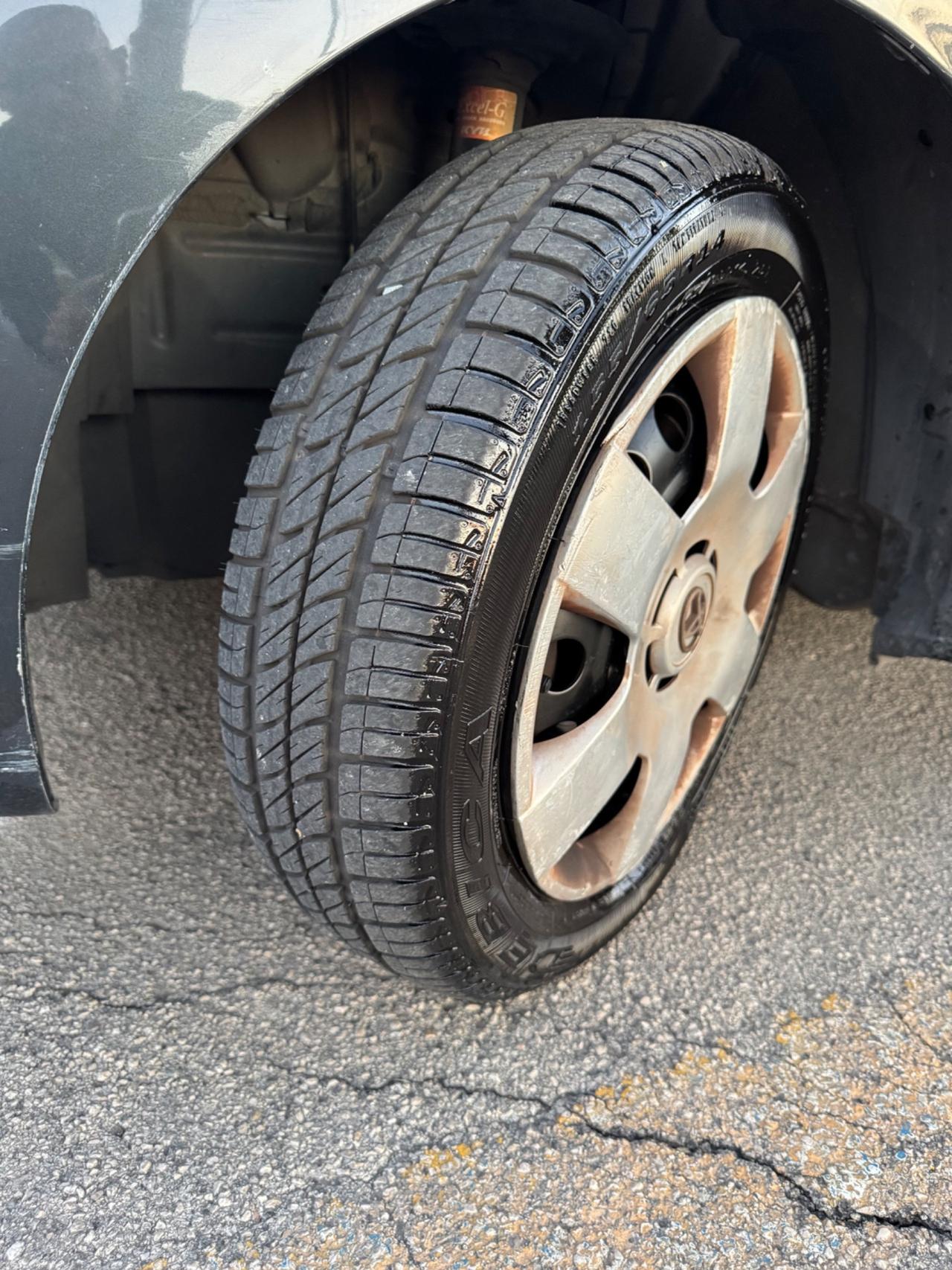 Toyota Aygo 1.0 BLOCK SISTEM