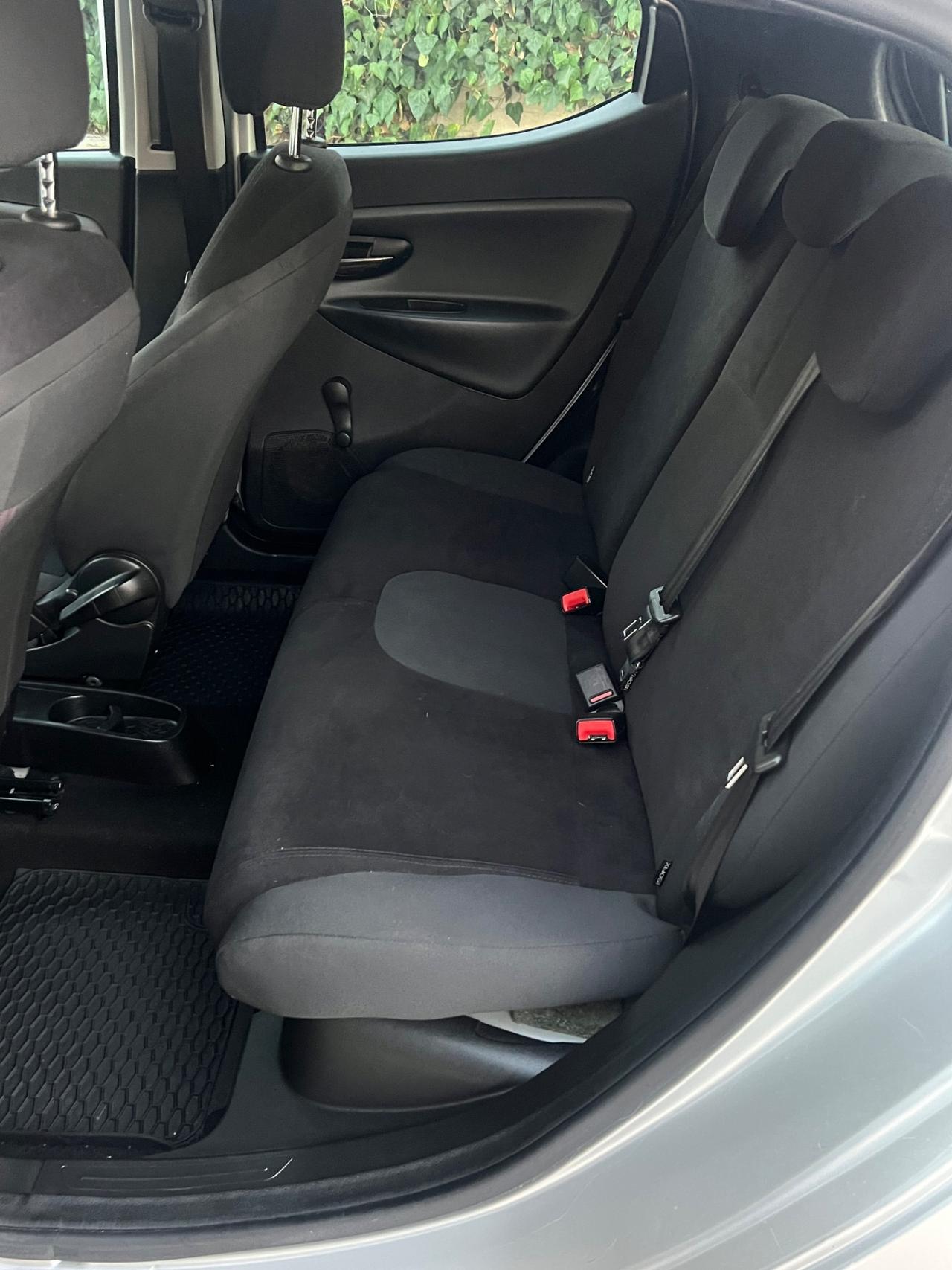 Lancia Ypsilon 1.3 MJT 16V 95 CV 5 porte S&S Elefantino
