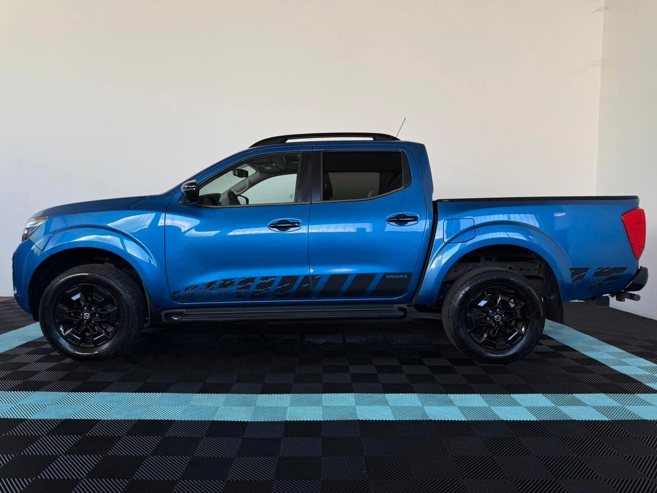 Nissan Navara 2.3 dCi 190 CV 7AT 4WD Double Cab N-Guard