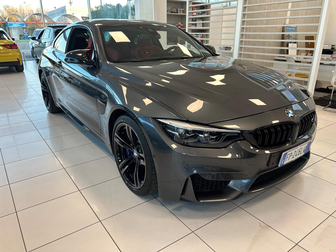 Bmw M4 Coupé DKG MPerformance