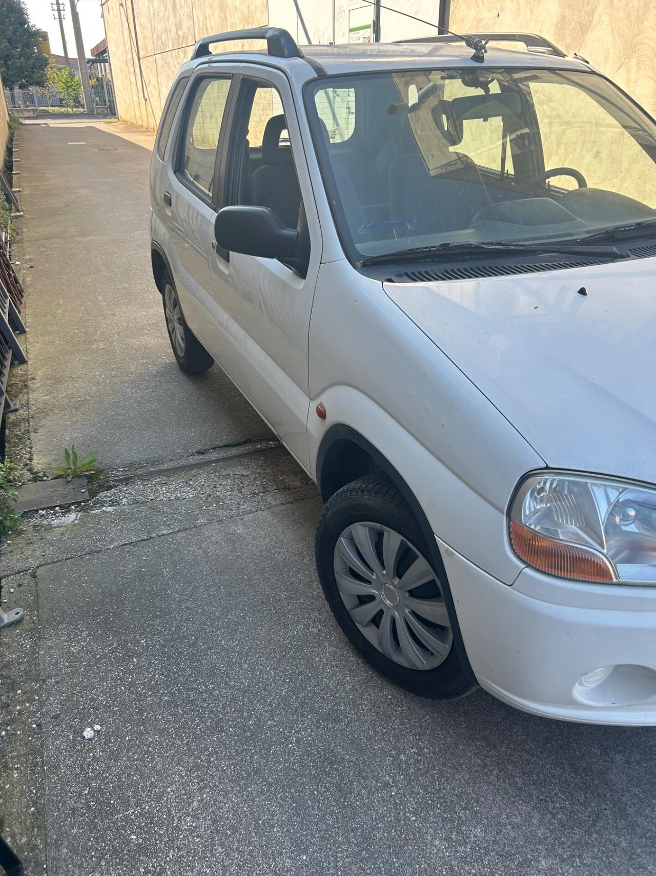 Suzuki Ignis 1.3i 16V cat 4WD GL