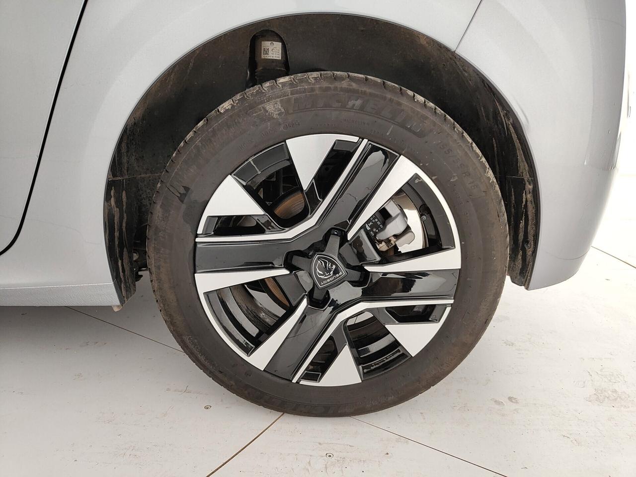 Peugeot 208 PureTech 100 Stop&Start 5 porte Allure