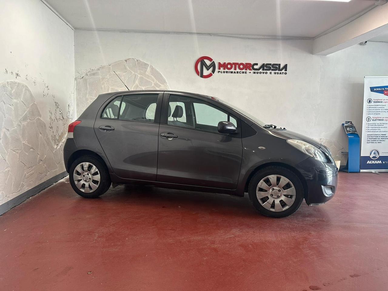 Toyota Yaris 1.3 5 porte Sol UNICOPROPRIETARIO