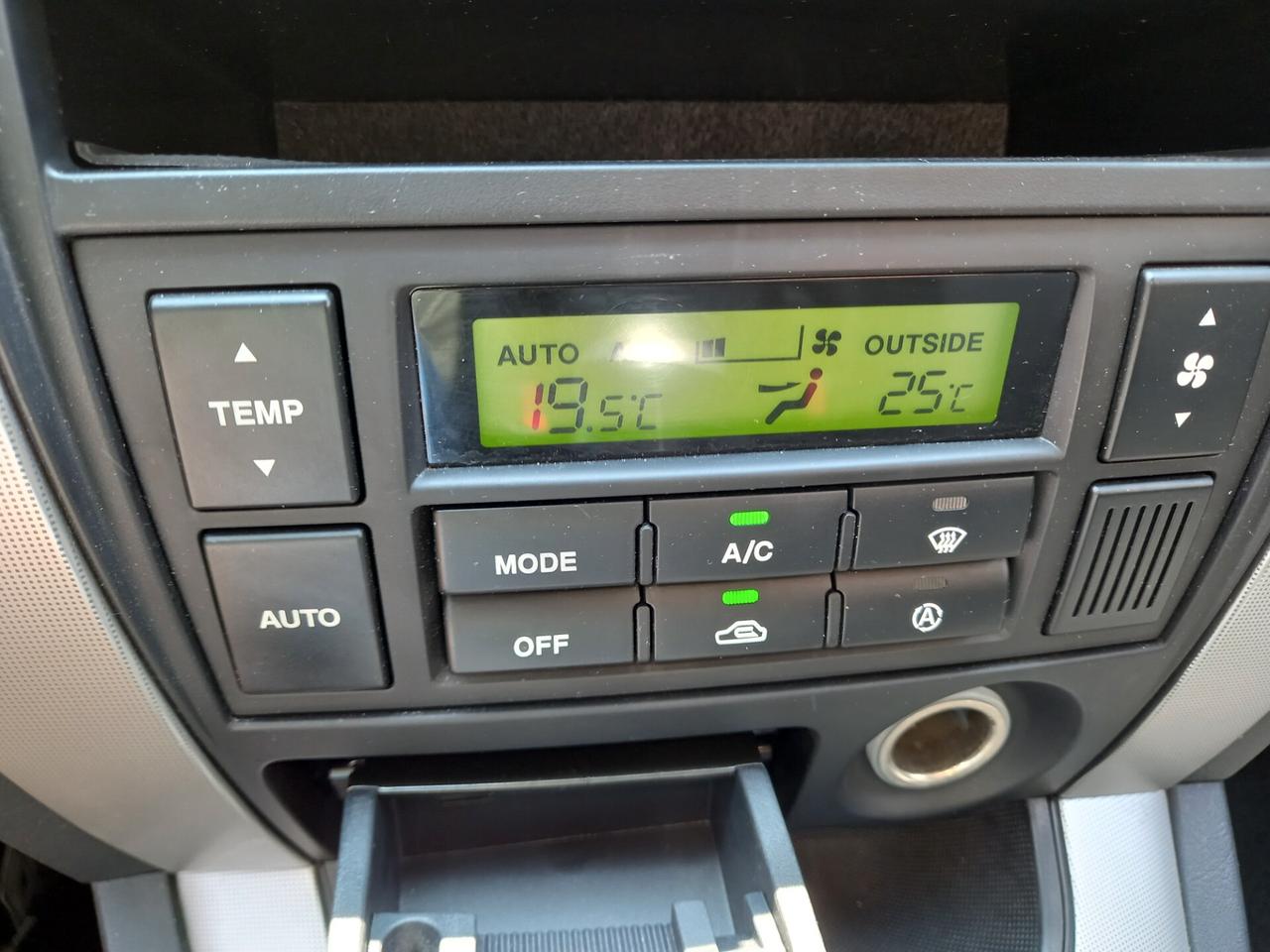 Hyundai Tucson 2.0 CRD 4x4 Dynamic solo 70000 km!!!