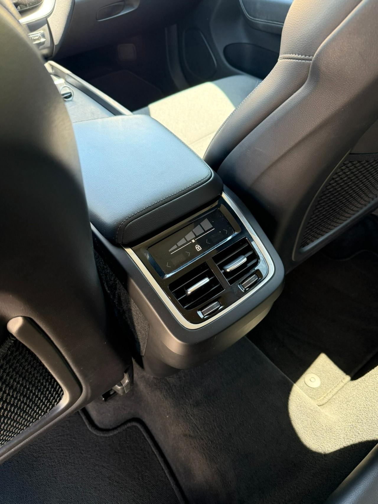 Volvo XC 60 D4 AWD Geartronic Inscription