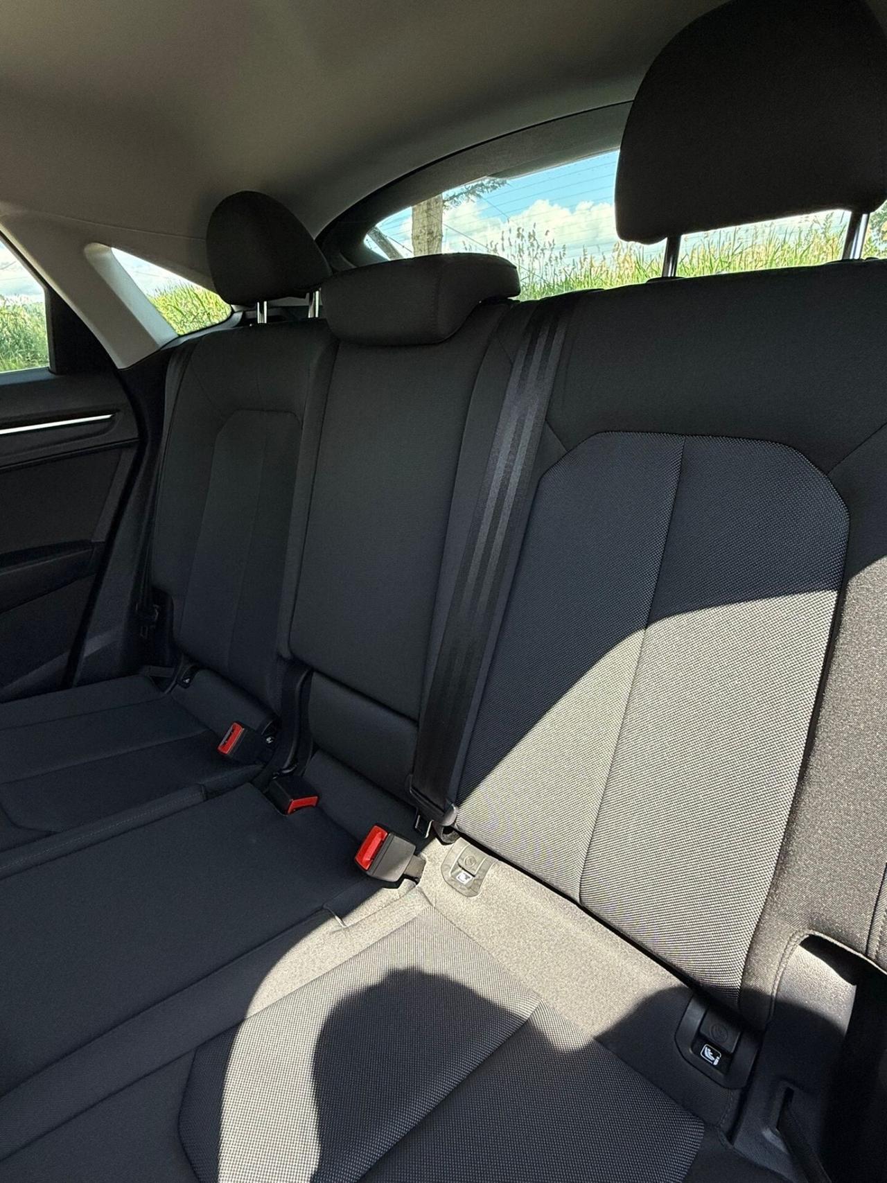 Audi Q3 SPB 35 TDI quattro S tronic Business Plus