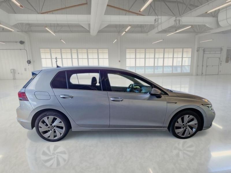 VOLKSWAGEN GOLF VIII 2.0 TDI SCR 110 KW STYLE DSG 5 PORTE BERLINA