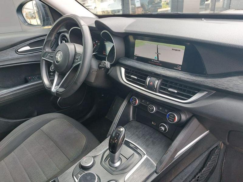 Alfa Romeo Stelvio 2.2 Turbodiesel 160 CV AT8 RWD Sport-Tech