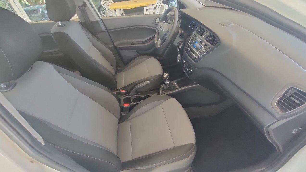 Hyundai i20 5 Porte 1.1 crdi Comfort 75cv
