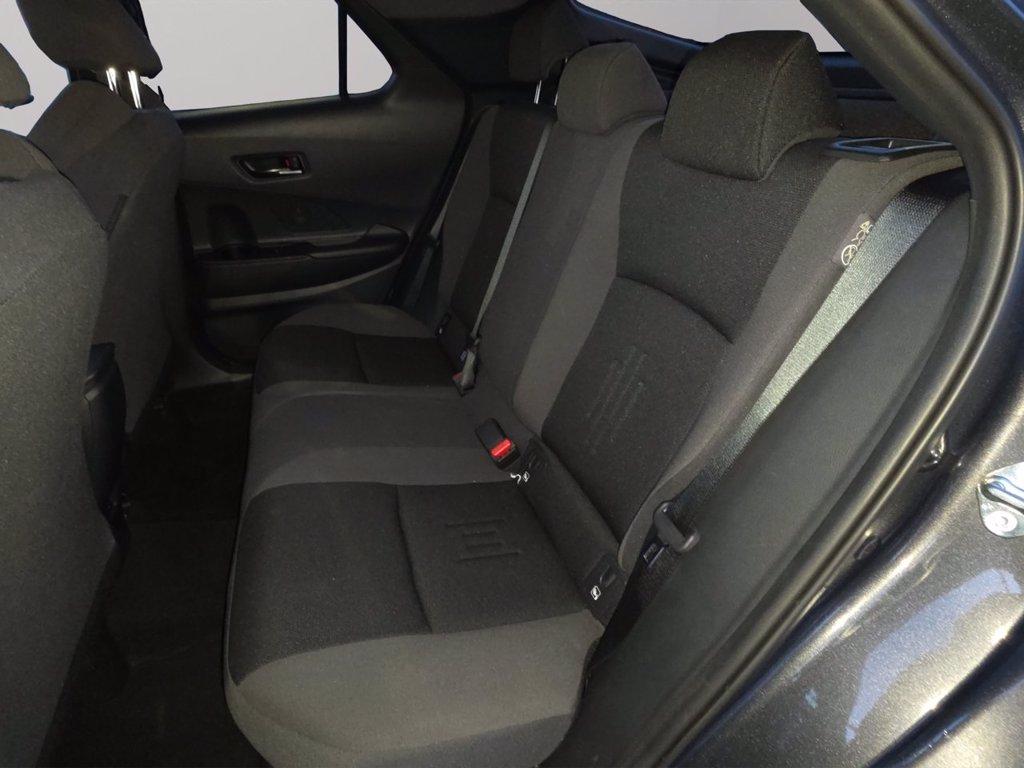 TOYOTA C-hr 2.0 hev trend fwd e-cvt del 2024