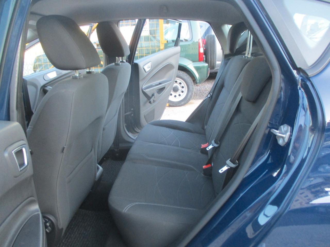 Ford Fiesta 1.2 60CV PARL AL NUOVO 2013