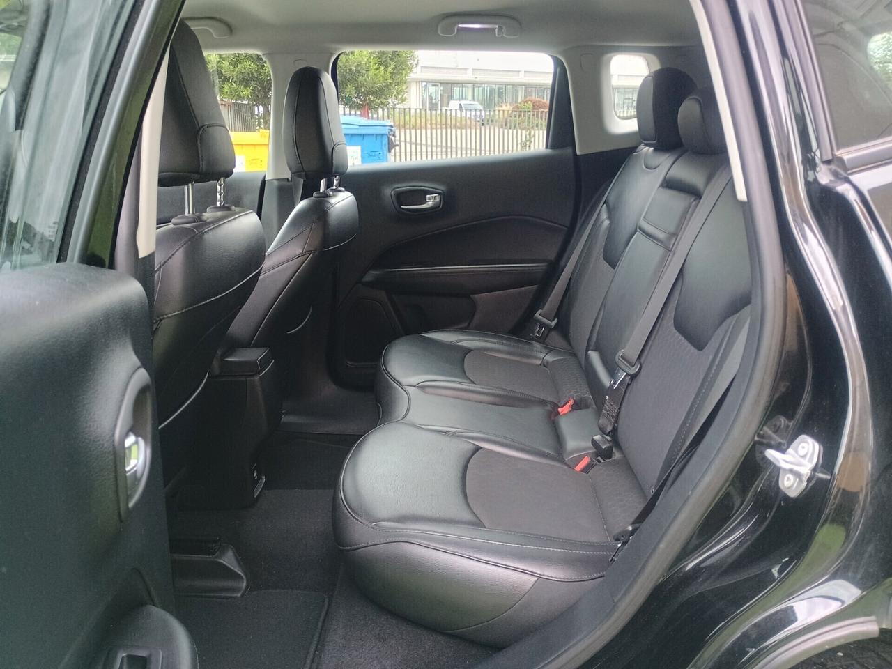 Jeep Compass 1.6 Night Eagle