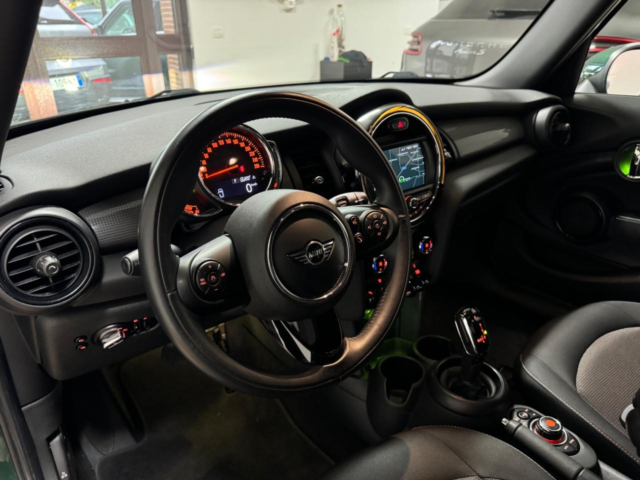 Mini Mini 1.5 Cooper D AUTOMATIC