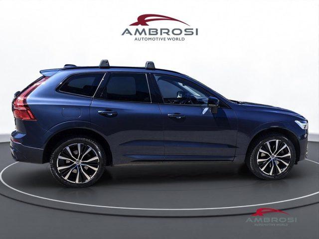 VOLVO XC60 B4 (d) AWD automatico Ultimate Dark