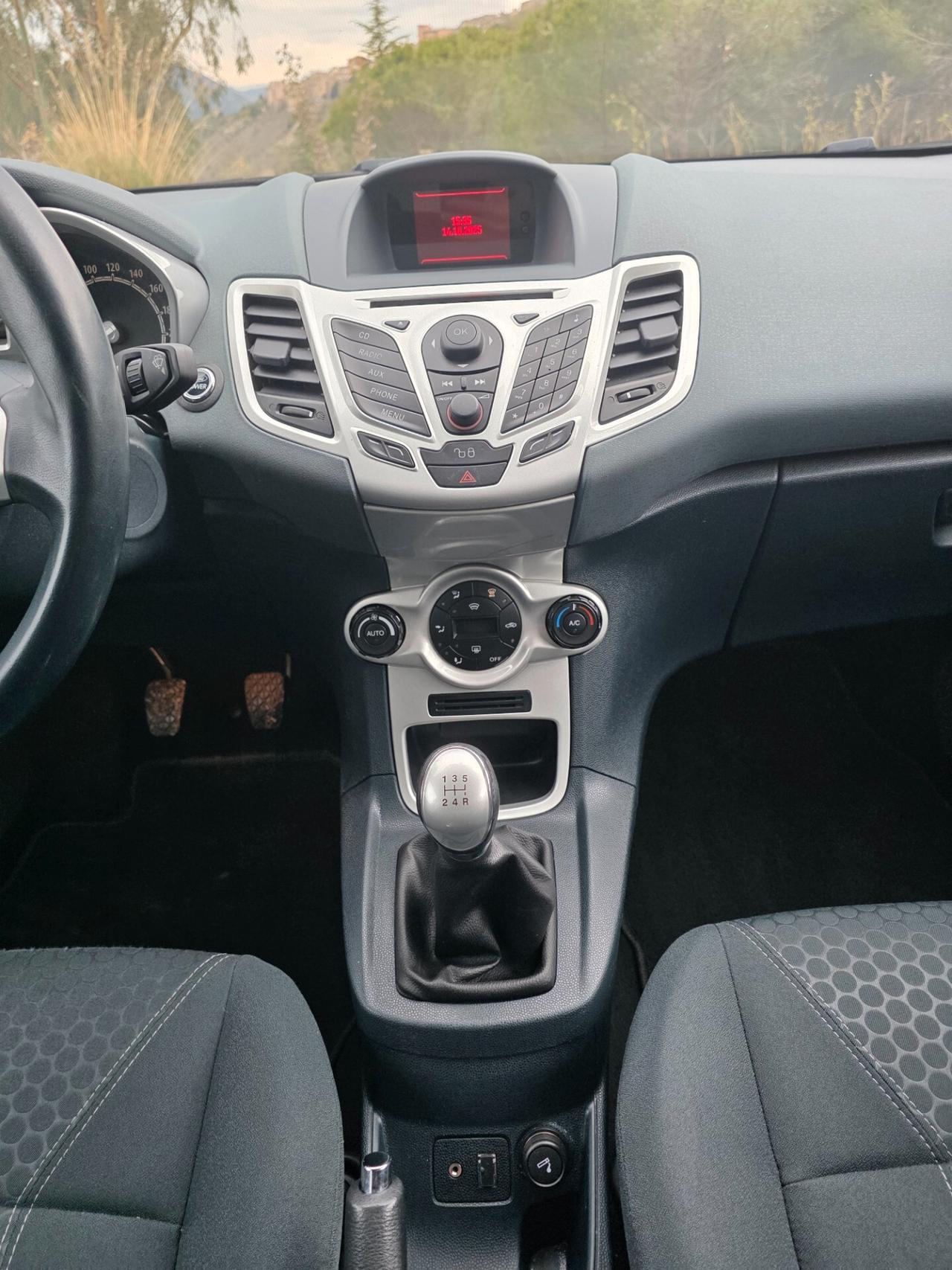 Ford Fiesta 1.2 82 CV 5 porte Titanium