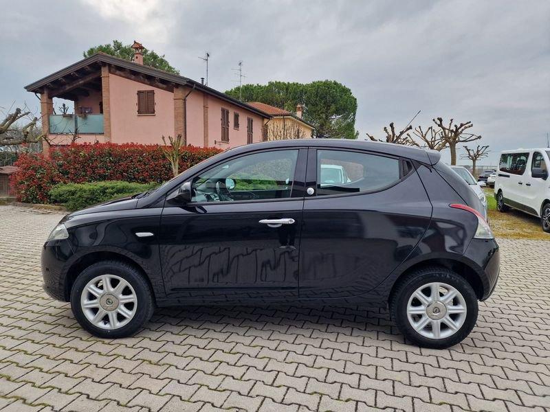 Lancia Ypsilon Ypsilon 0.9 Twinair 85 CV 5 porte Metano Ecochic Silver